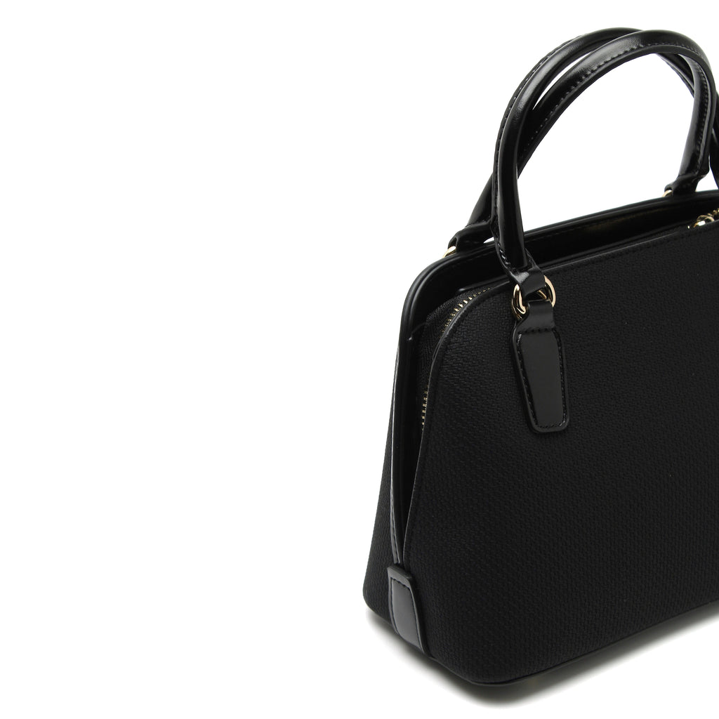 Chrisbella Sorelle Preto