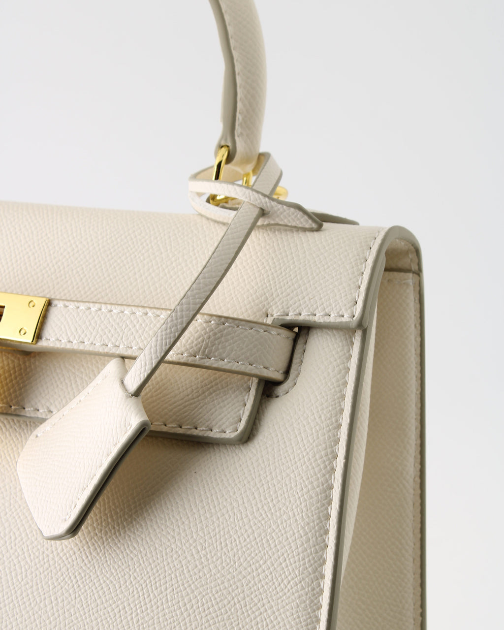 Chrisbella Heris Blanc